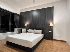 Tropicana 218 Macalister WL